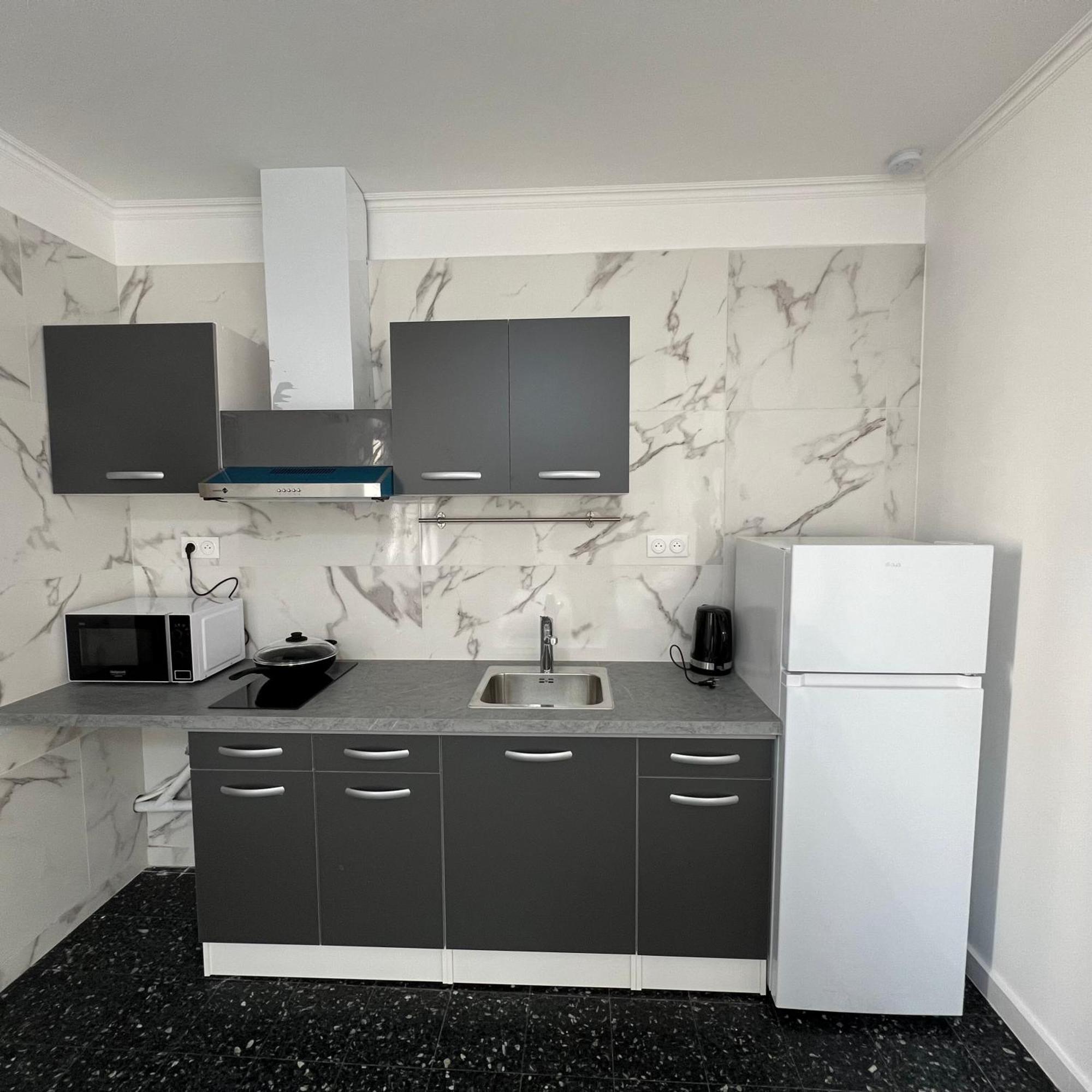 Suite St Charles, Canebiere, Vieux-Port Marseilles Buitenkant foto